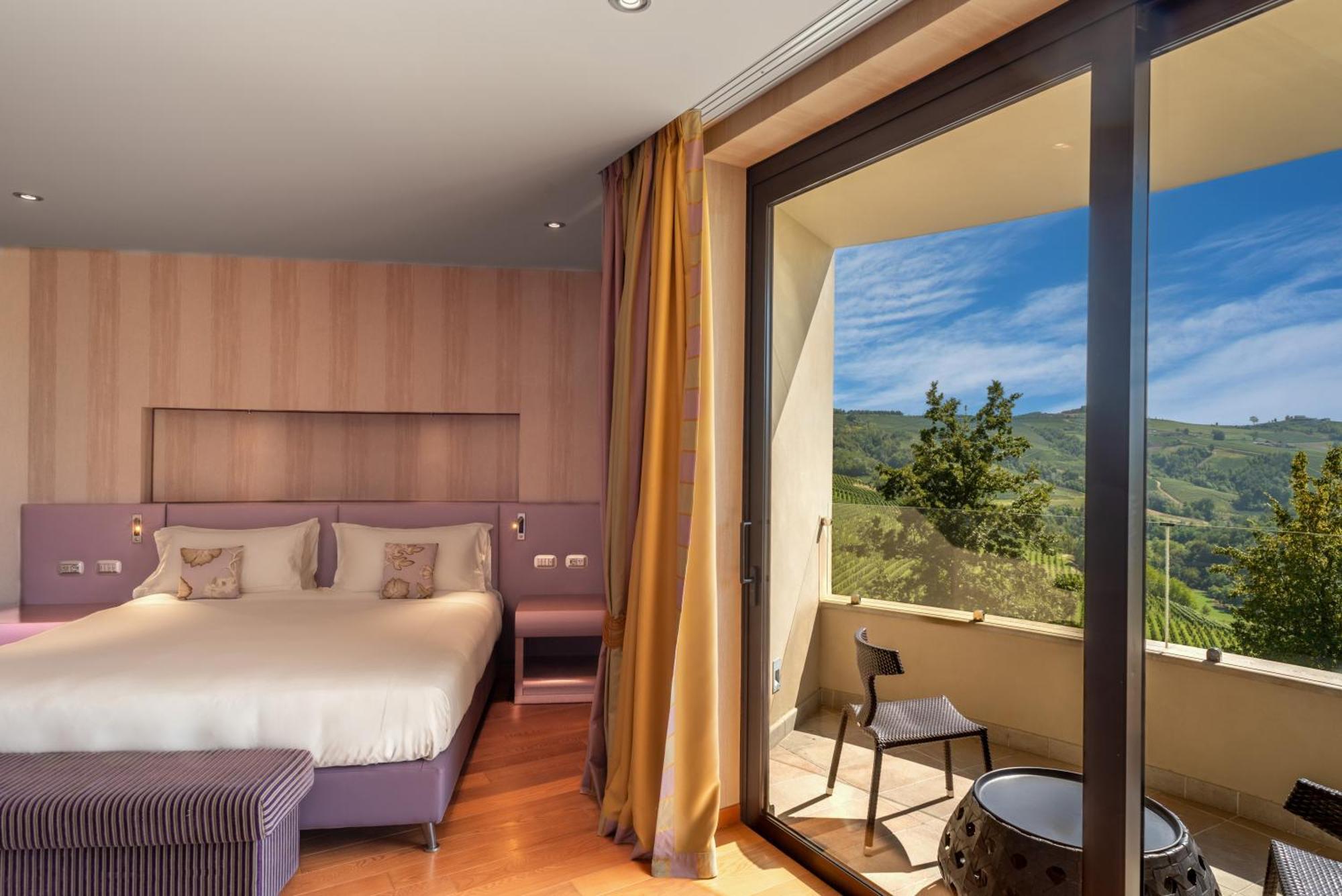 Il Boscareto & 5* Serralunga d'Alba