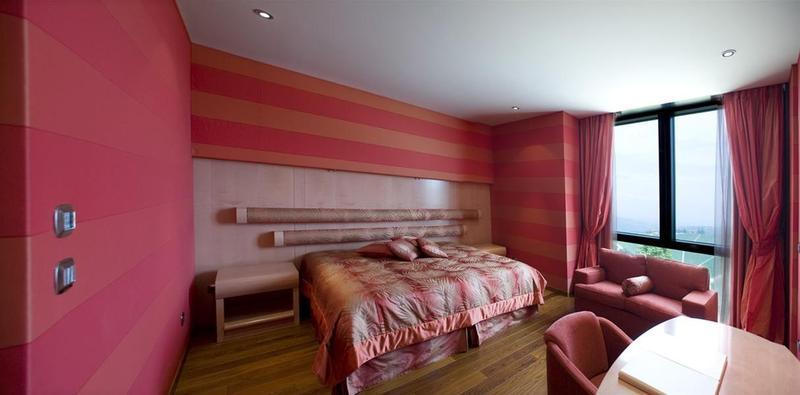 Il Boscareto & Hotel Serralunga d'Alba